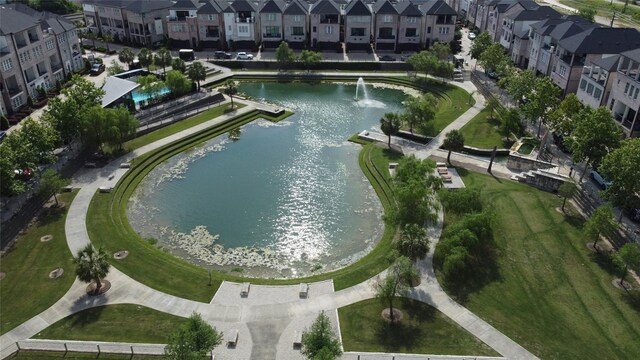 6003 Matthew Oaks Pl, Houston, TX 77007 - aerial view of property and surrounding area with nearby suburban area and a large body of water