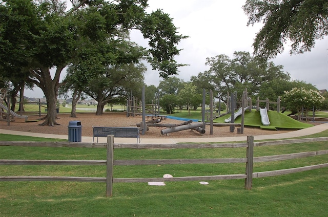 19015 Giara Pony Trl, Tomball, TX 77377 - view of property's community with a yard