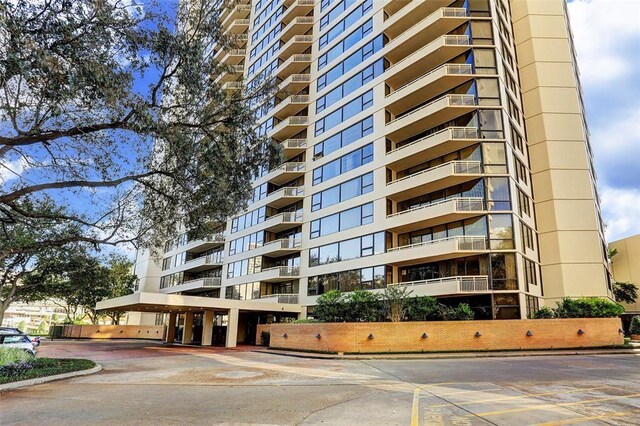 14 Greenway Plz Unit 14O, Houston, TX 77046 - photo 24