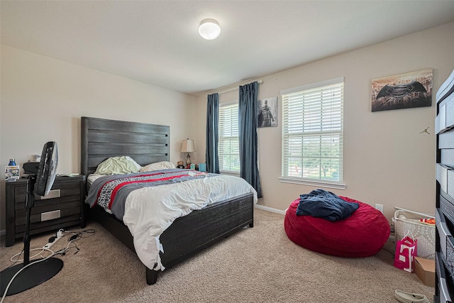 2812 Baywater Creek Ln, Pearland, TX 77089 - carpeted bedroom featuring baseboards