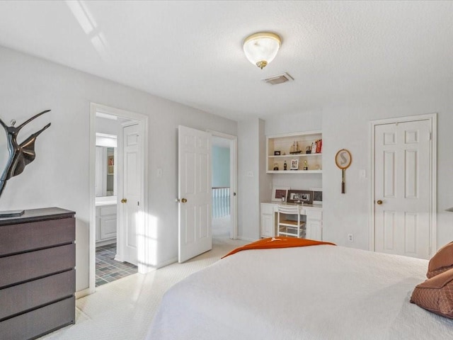 4614 Jamaica Dr, Sugar Land, TX 77479 - bedroom with ensuite bath