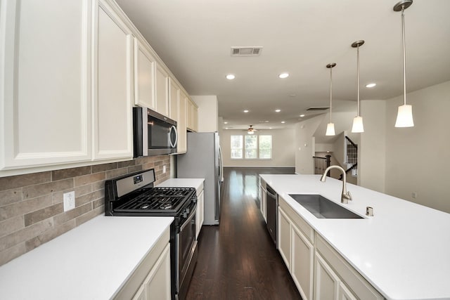 8604 Hollyoaks Creek Ln, Houston, TX 77063 - photo 20