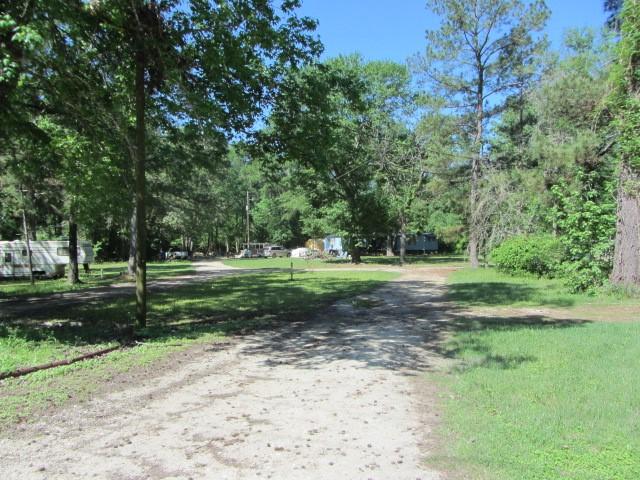 84 Lake Rd, Riverside, TX 77320 - photo 19