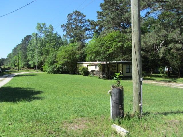 84 Lake Rd, Riverside, TX 77320 - photo 13
