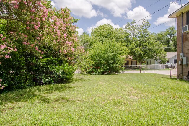 711 E Sixth St, Brenham, TX 77833 - photo 29
