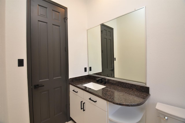 1425 Nantucket Dr Unit D, Houston, TX 77057 - bathroom featuring toilet and vanity