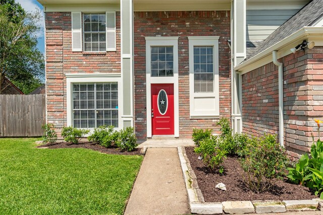 2720 Hot Springs Dr, Pearland, TX 77584 - doorway to property featuring brick siding