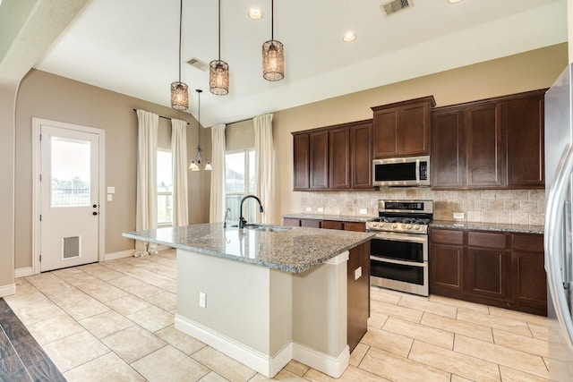 302 W Bend Dr, League City, TX 77573 - photo 13