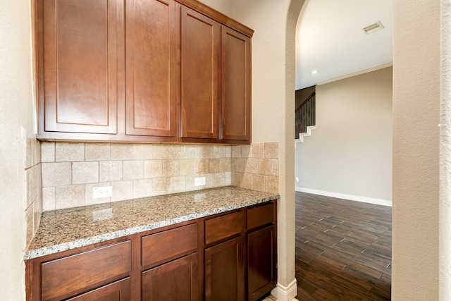 302 W Bend Dr, League City, TX 77573 - photo 16