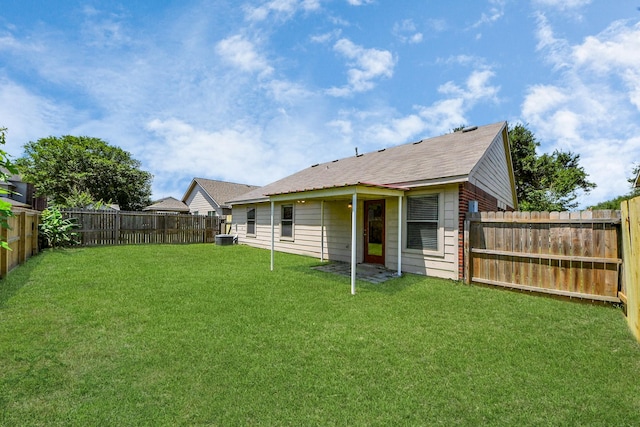 5818 Taylan Ln, Rosenberg, TX 77471 - view of back of house