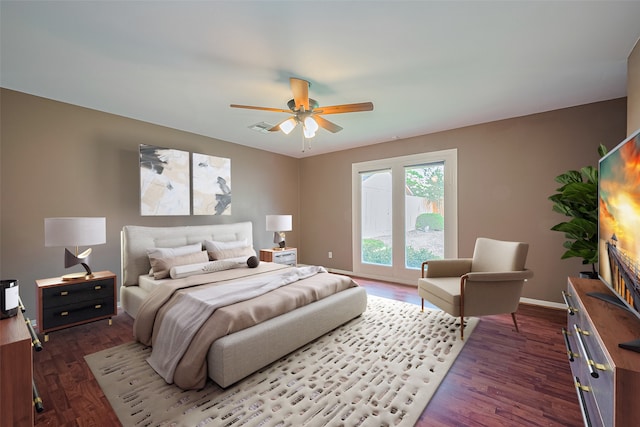 9647 Winsome Ln, Houston, TX 77063 - bedroom featuring wood finished floors, baseboards, and ceiling fan