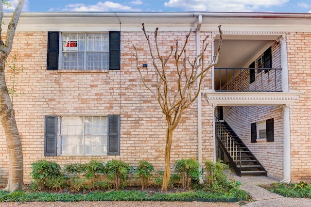 7900 Westheimer Rd Unit 246, Houston, TX 77063 - view of building exterior with stairs