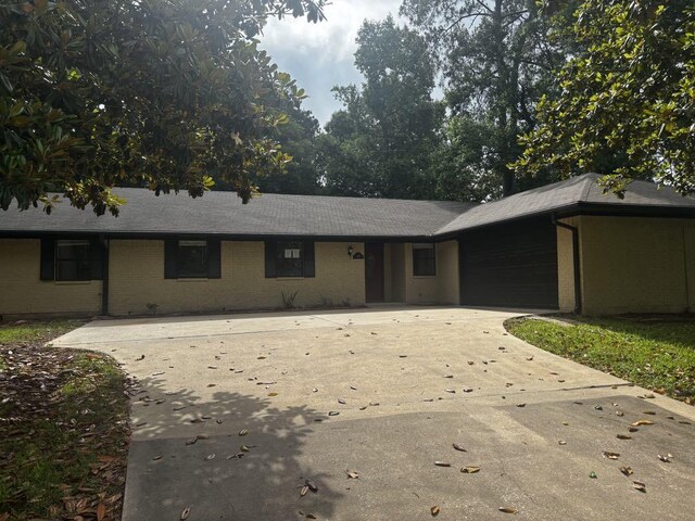 122 Ash Vly, Livingston, TX 77351 - photo 1
