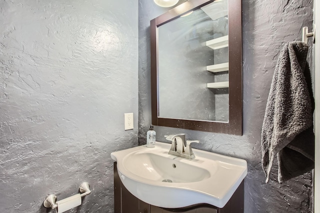 15335 Poplar Grove Dr, Houston, TX 77068 - bathroom with a textured wall and vanity