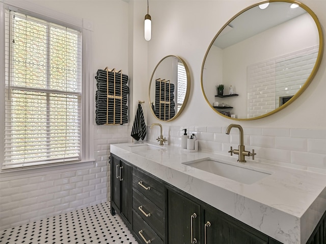 1515 24th St, Galveston, TX 77550 - full bath with double vanity and decorative backsplash