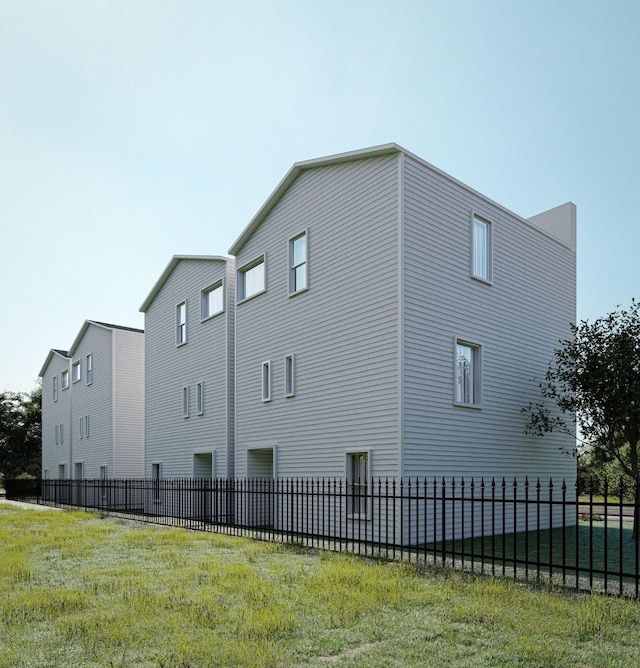 5507 Hershe St, Houston, TX 77020 - view of side of home