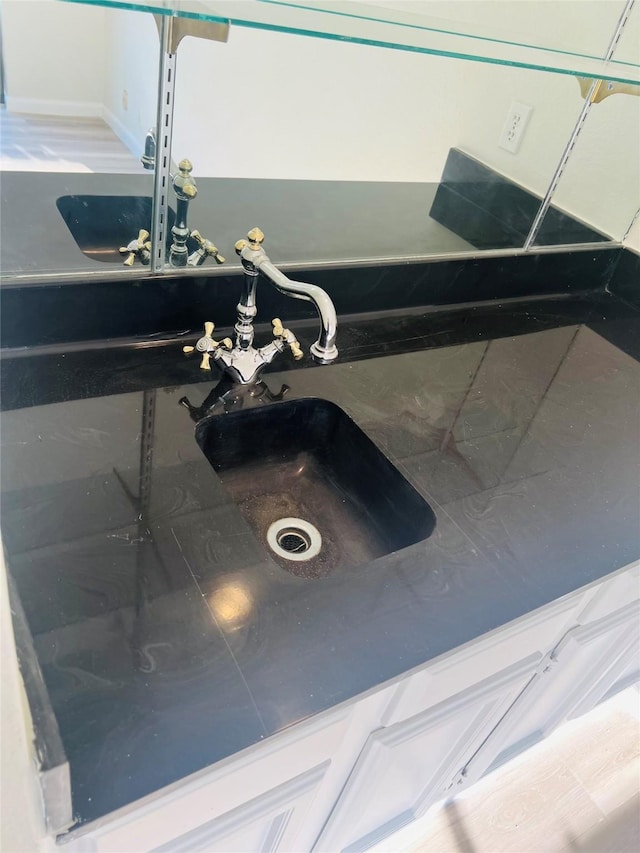 2668 Bering Dr Unit 2668, Houston, TX 77057 - kitchen view of a sink