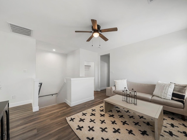 7812 Colonial Ln, Houston, TX 77051 - living area with wood finished floors, ceiling fan, baseboards, and recessed lighting