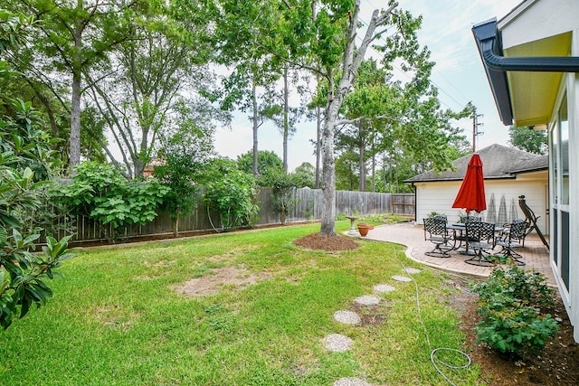 1307 Remington Crest Dr, Houston, TX 77094 - view of yard featuring a patio area