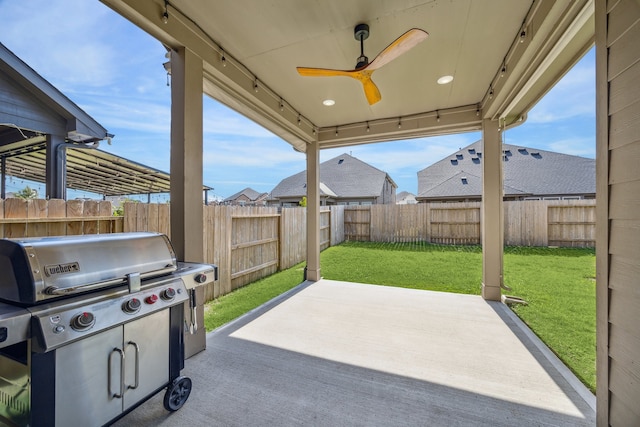 10292 Bayou Oaks Dr, Conroe, TX 77385 - view of patio featuring a ceiling fan and a grill