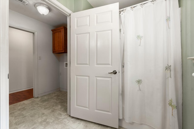 185 Rustic Way, Livingston, TX 77351 - view of washroom