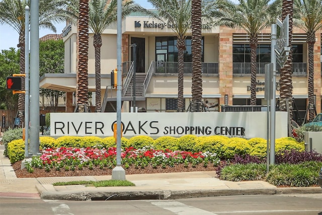 2019 Driscoll St Unit B, Houston, TX 77019 - view of community / neighborhood sign