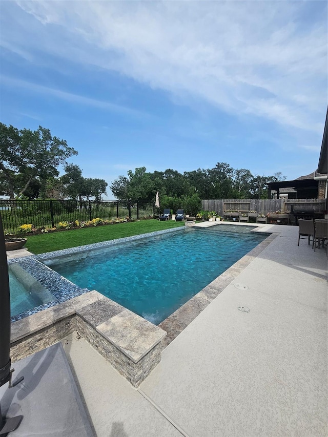 1013 Goose Creek St, Webster, TX 77598 - view of swimming pool with a patio area and a fenced backyard