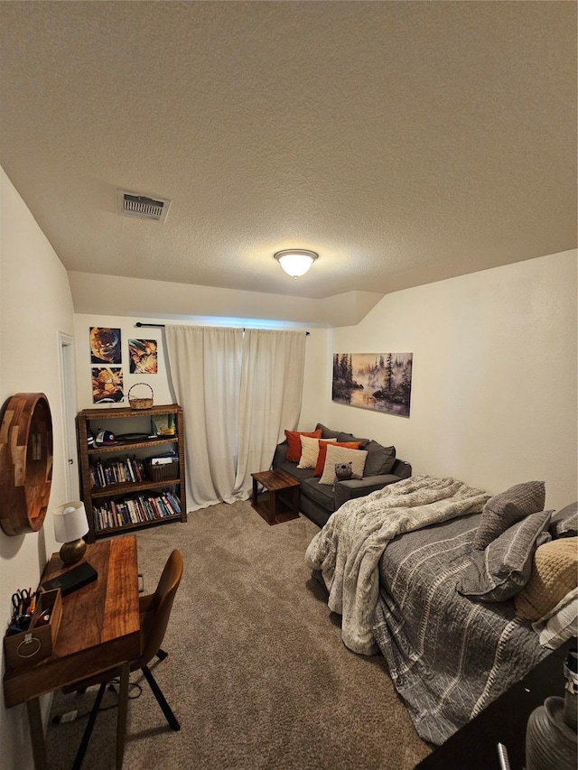 1013 Goose Creek St, Webster, TX 77598 - carpeted bedroom with a textured ceiling