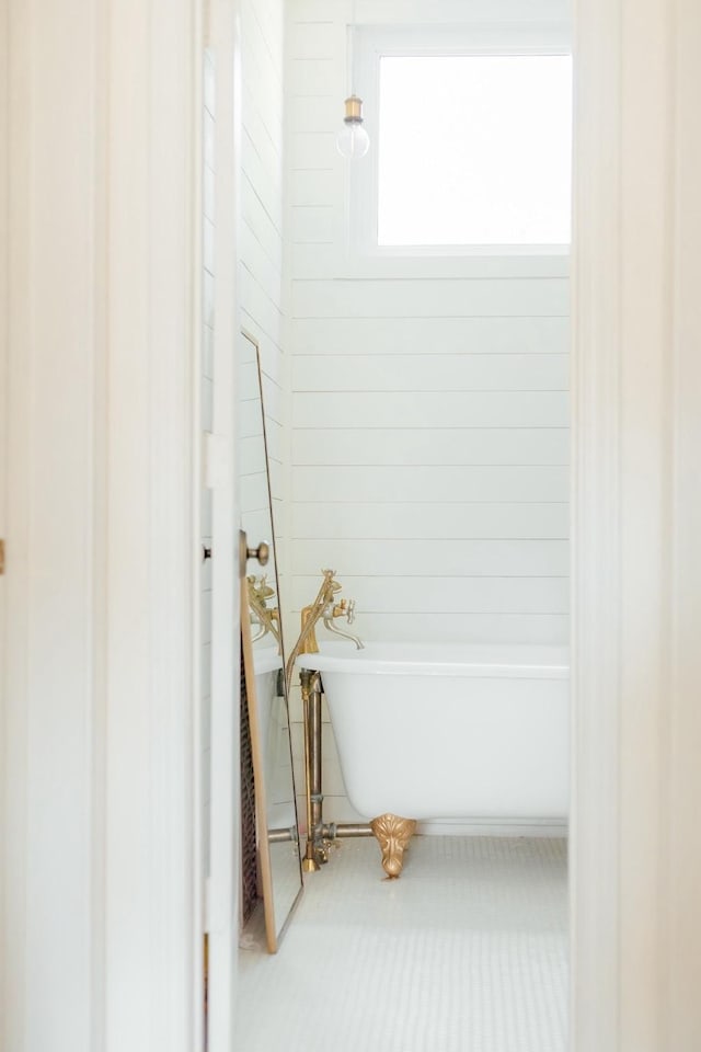 713 Usener St, Houston, TX 77009 - full bathroom with a freestanding tub