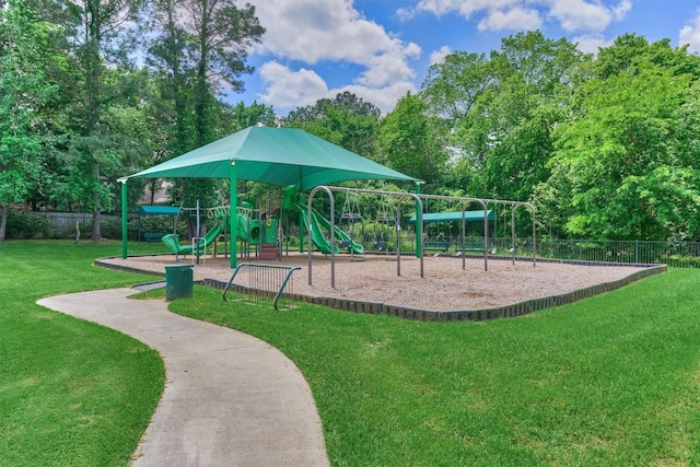 3729 Breckenridge Dr, Montgomery, TX 77356 - community play area with view of scattered trees