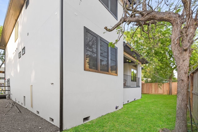 5115 Maple St, Houston, TX 77401 - view of side of property with stucco siding and crawl space
