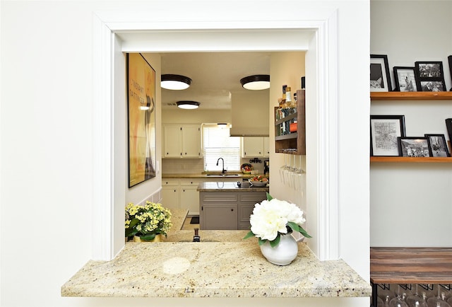 12007 Nova Dr, Houston, TX 77077 - pantry featuring a sink