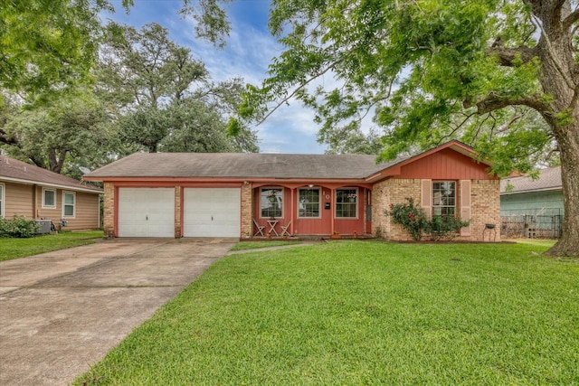 107 Ash Ln, Lake Jackson, TX 77566 - photo 2