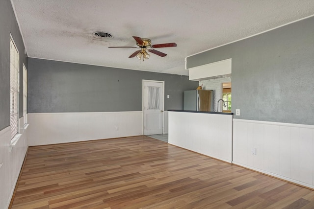 107 Ash Ln, Lake Jackson, TX 77566 - photo 7
