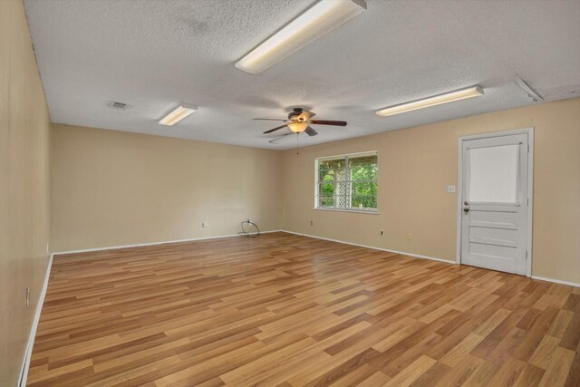 107 Ash Ln, Lake Jackson, TX 77566 - photo 14