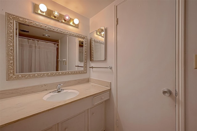 642 S Ripple Creek Dr Unit 642, Houston, TX 77057 - bathroom with vanity