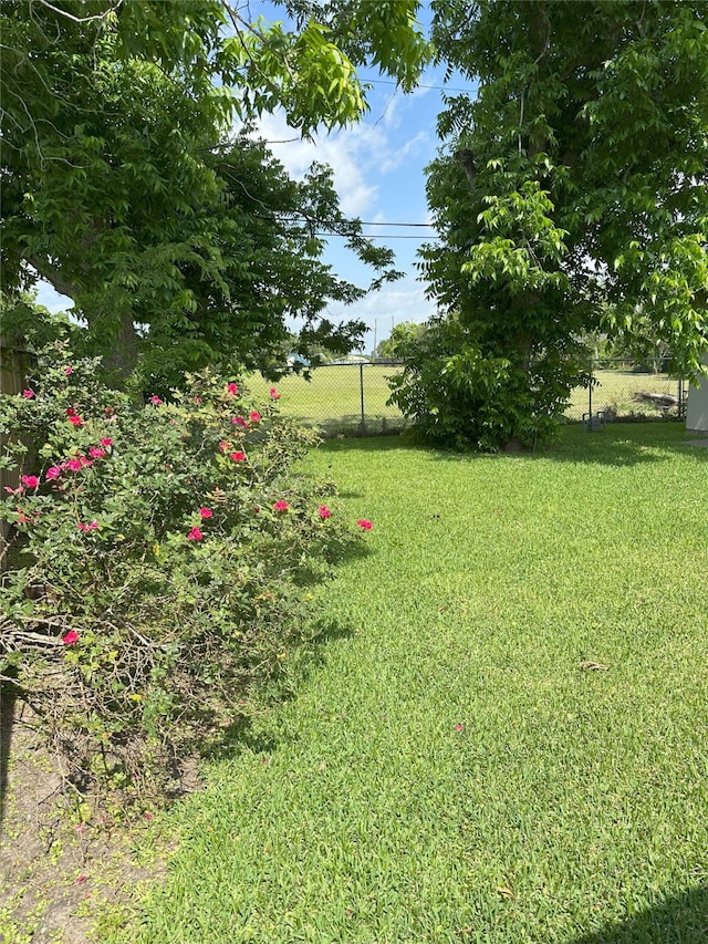 1113 N Noble Rd, Texas City, TX 77591 - photo 15