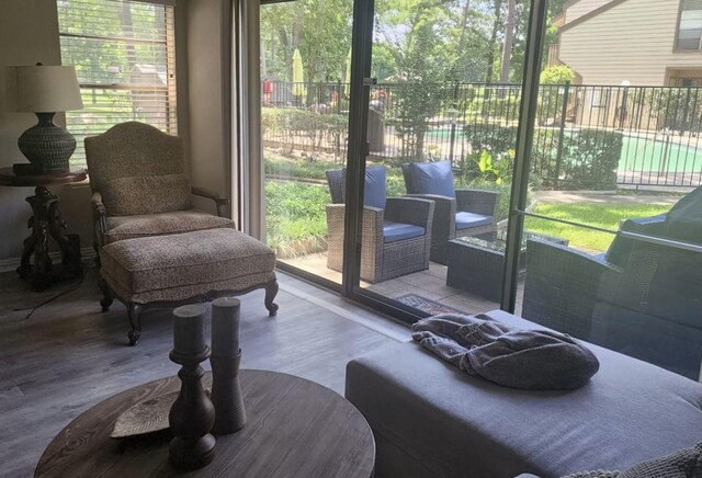 12900 Walden Rd Unit 715G, Montgomery, TX 77356 - sunroom with healthy amount of natural light