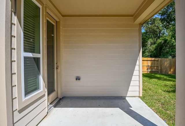 27638 Mesabe Dr, Magnolia, TX 77354 - view of patio / terrace featuring fence