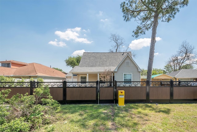 1109 Dismuke St, Houston, TX 77023 - view of yard