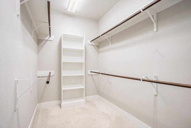2422 Maufferd, Houston, TX 77009 - spacious closet featuring carpet floors