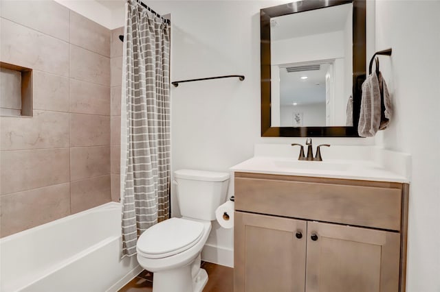 3124 Somerset Levens Ln, Houston, TX 77055 - full bath with toilet, wood finished floors, vanity, and shower / bath combo with shower curtain
