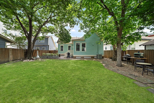 1610 Crockett St, Houston, TX 77007 - back of property featuring cooling unit and a patio area