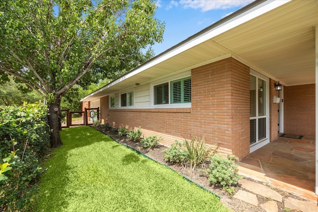 7222 Hartland Ave, Houston, TX 77055 - view of grassy yard