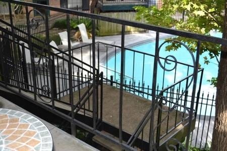 9005 Gaylord St Unit 20, Houston, TX 77024 - view of pool