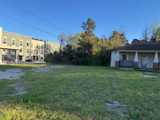 3107 Montgomery Rd 3117, 3115, Huntsville, TX 77340