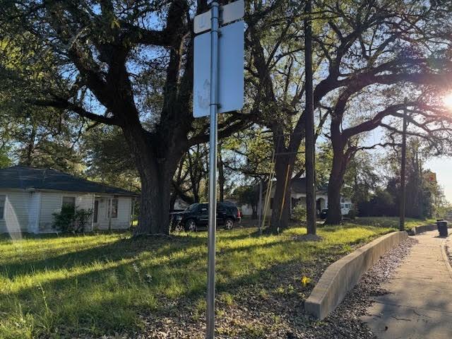 3107 Montgomery Rd 3117, 3115, Huntsville, TX 77340