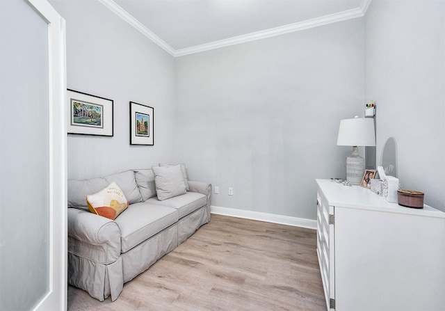 300 St Joseph Pkwy Unit 121, Houston, TX 77002 - living room featuring ornamental molding, light wood-type flooring, and baseboards