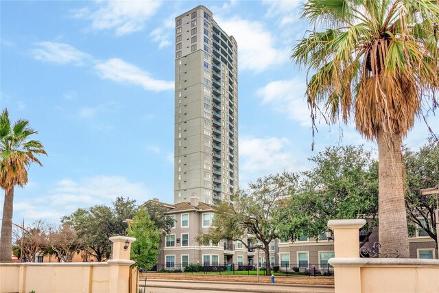 3388 Sage Rd Unit 1702, Houston, TX 77056 - view of building exterior
