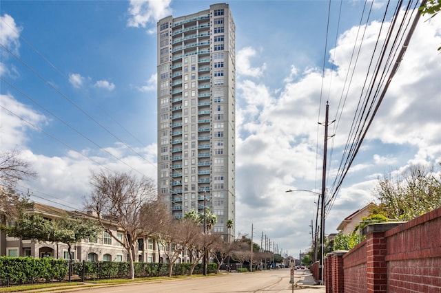 3388 Sage Rd Unit 1702, Houston, TX 77056 - view of property